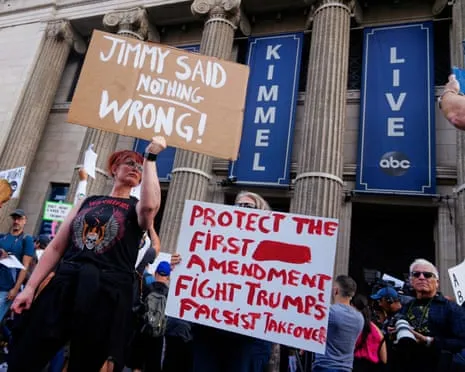 Jon Stewart, Jimmy Kimmel and the Struggle for the Fate of Evening Television