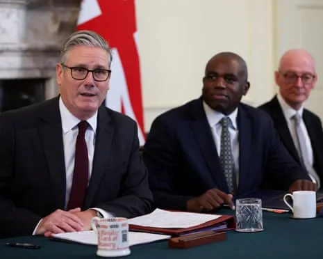 Keir Starmer to Chair Cabinet Meeting Amid Increasing Tensions After Exit of Top Aide