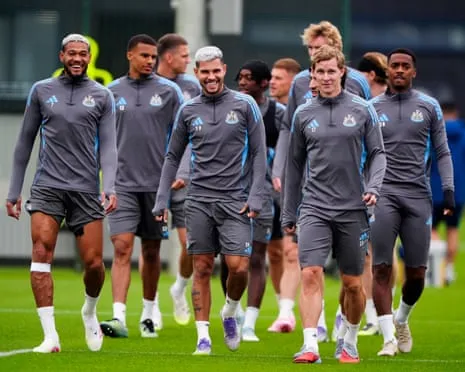 Howe Urges Squad to Prove They're Contenders When Facing The Catalan Giants