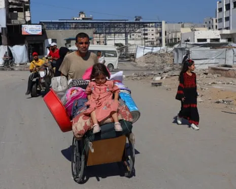Fleeing away from Peril to Peril: Gaza City Inhabitants Confront Heart-Wrenching Decision