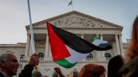 The Portuguese government confirms it will endorse a sovereign Palestine.