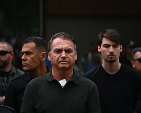 Bolsonaro Required to Remit Reparations for Offensive Statements
